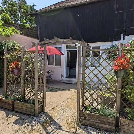 Les gîtes de Cour Rémond Villers-la-Faye Extérieur photo